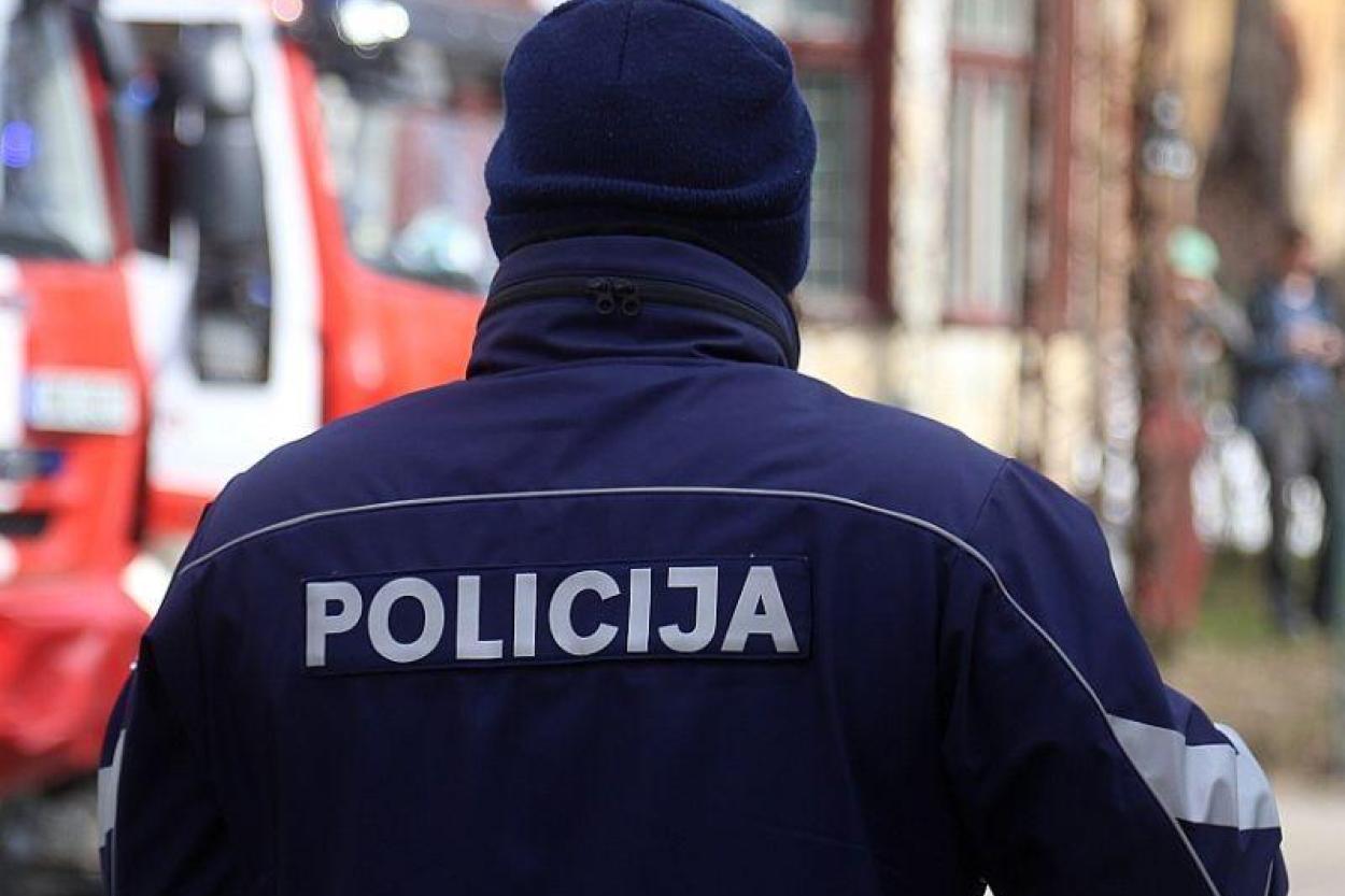Латвийским полицейским хотят резко поднять зарплаты