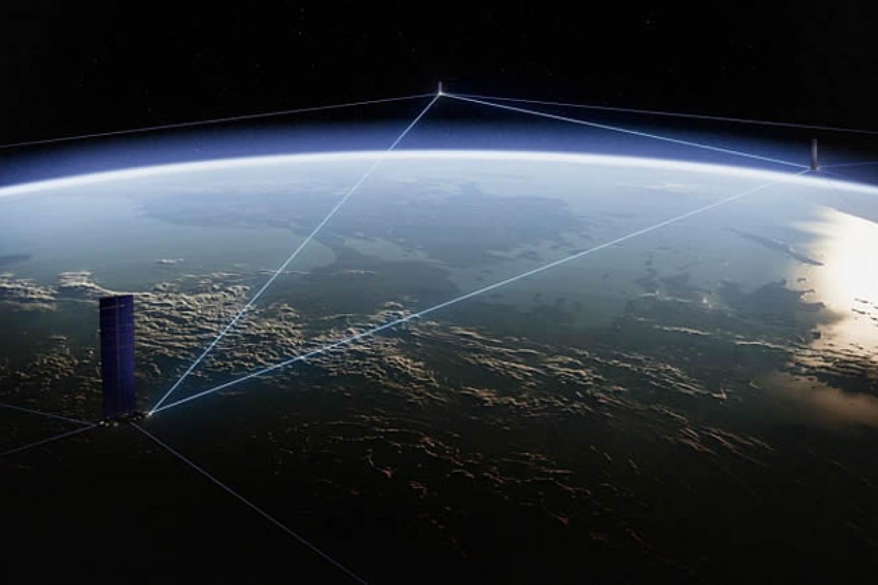 Ближе к людям надо быть: SpaceX намерена снизить орбиту спутников Starlink