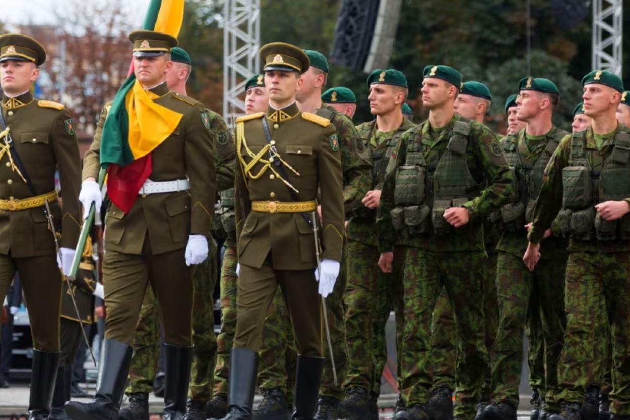 Литва в случае войны сможет выставить эквивалент 10 дивизий (ВИДЕО)