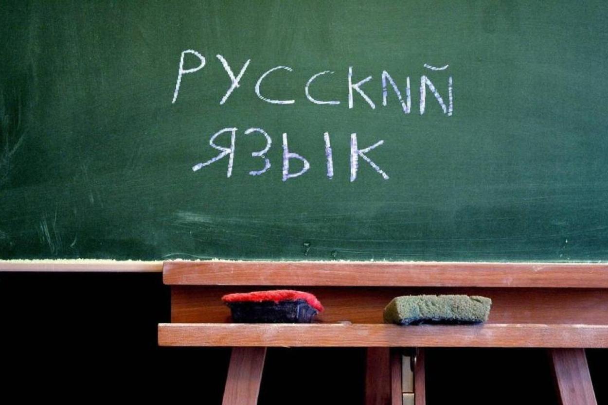 Отказ изучать русский язык в школах; родители видят проблемы