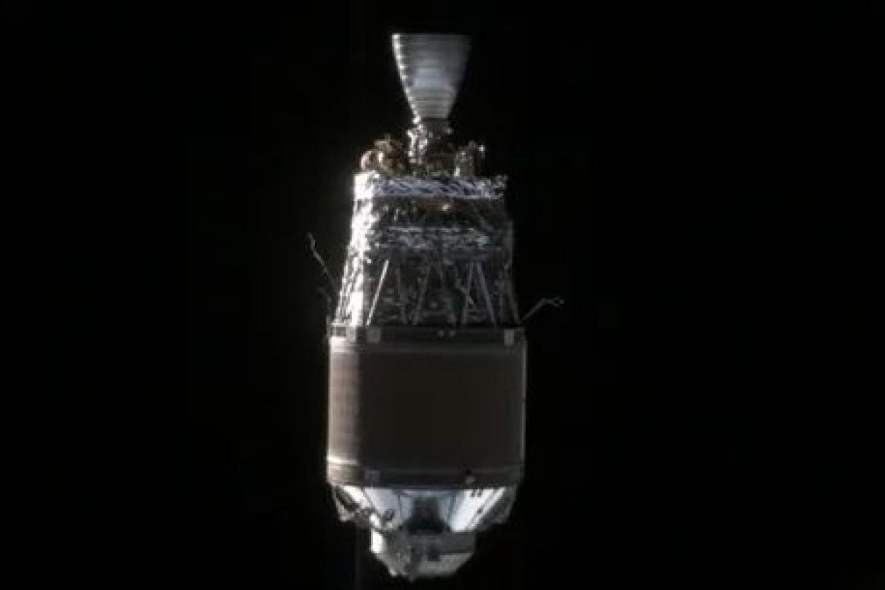 Аппарат для удаления космического мусора заметил брошенную ракету на орбите