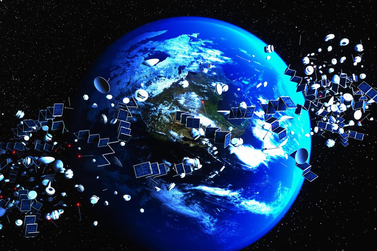 Российский спутник «Ресурс-П» распался на орбите Земли