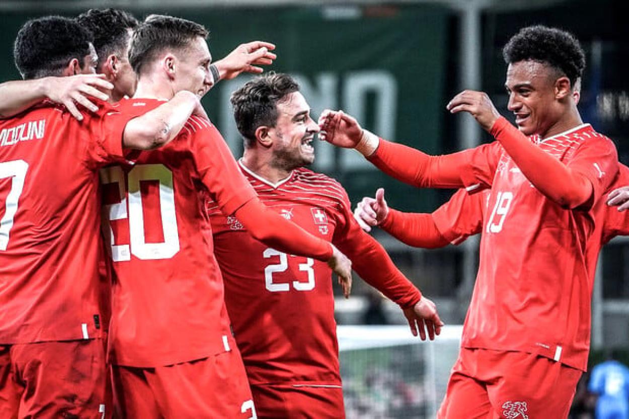 Швейцария обыграла Италию и первой вышла в четвертьфинал Евро-2024
