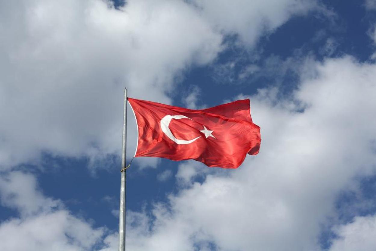 В Турции взорвался ресторан: 5 погибших, 63 пострадавших (ВИДЕО)