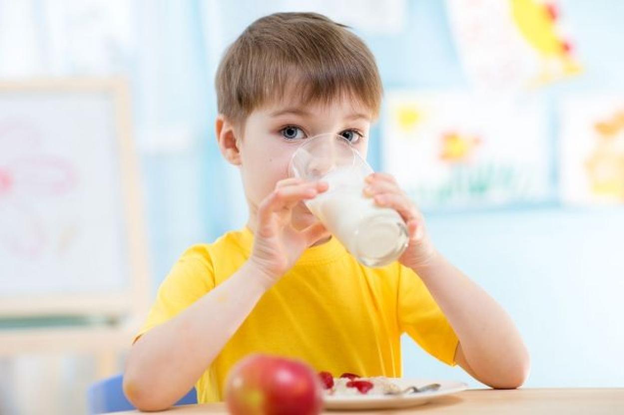 Нужно ли подогревать йогурт ребенку?