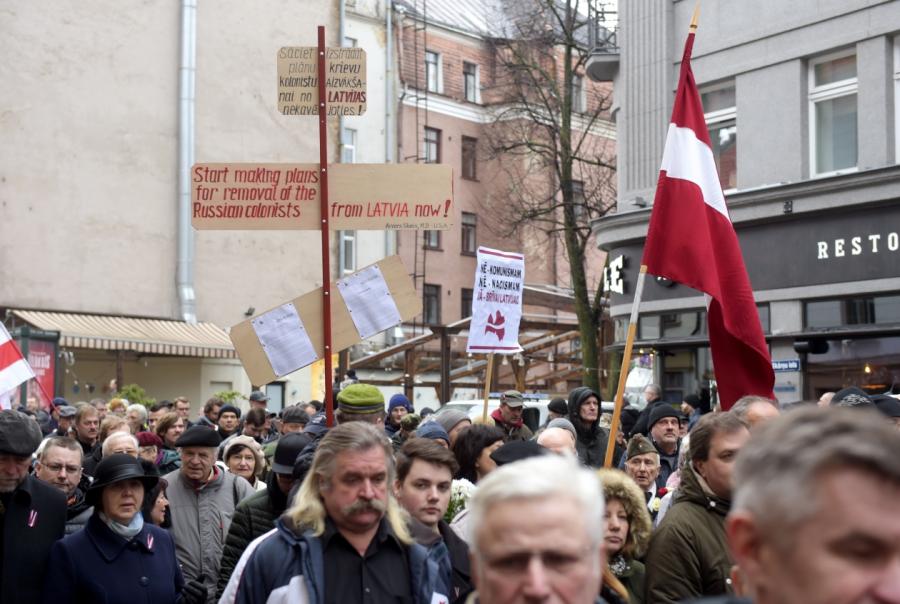Шествие в память легионеров Waffen SS в Латвии, фото LETA