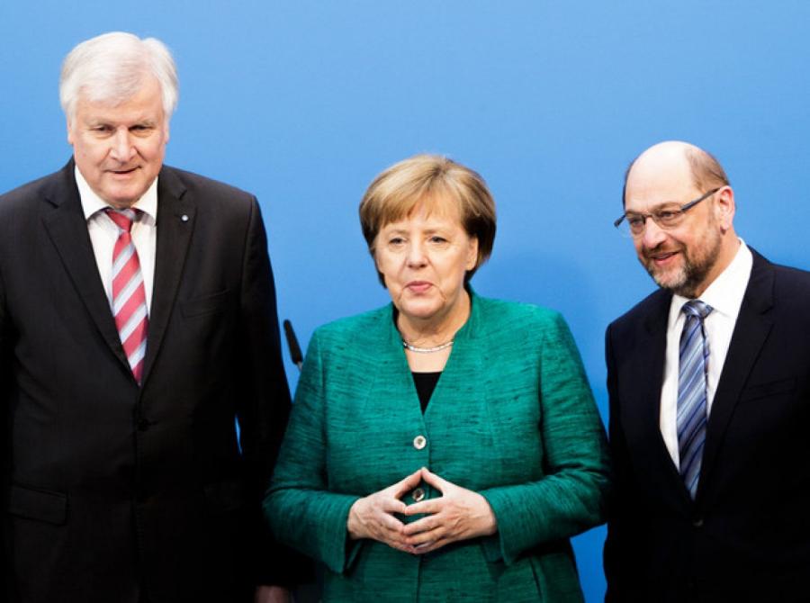 Ангела Меркель в компании Мартина Шульца и Хорста Зеехофера Фото: Getty Images, Legion-Media