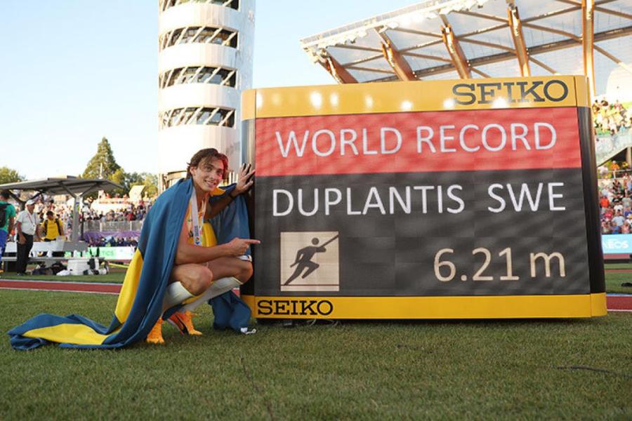 На чемпионате мира по легкой атлетике в Юджине зрители все же дождались очередного рекорда от Армана Дюплантиса