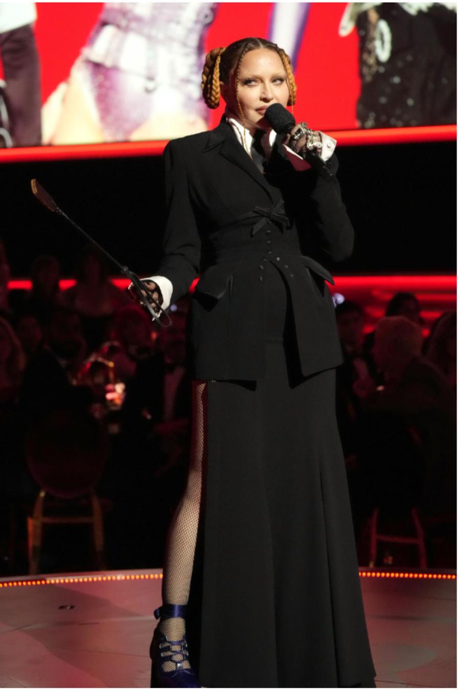 Мадонна на церемонии "Грэмми"
