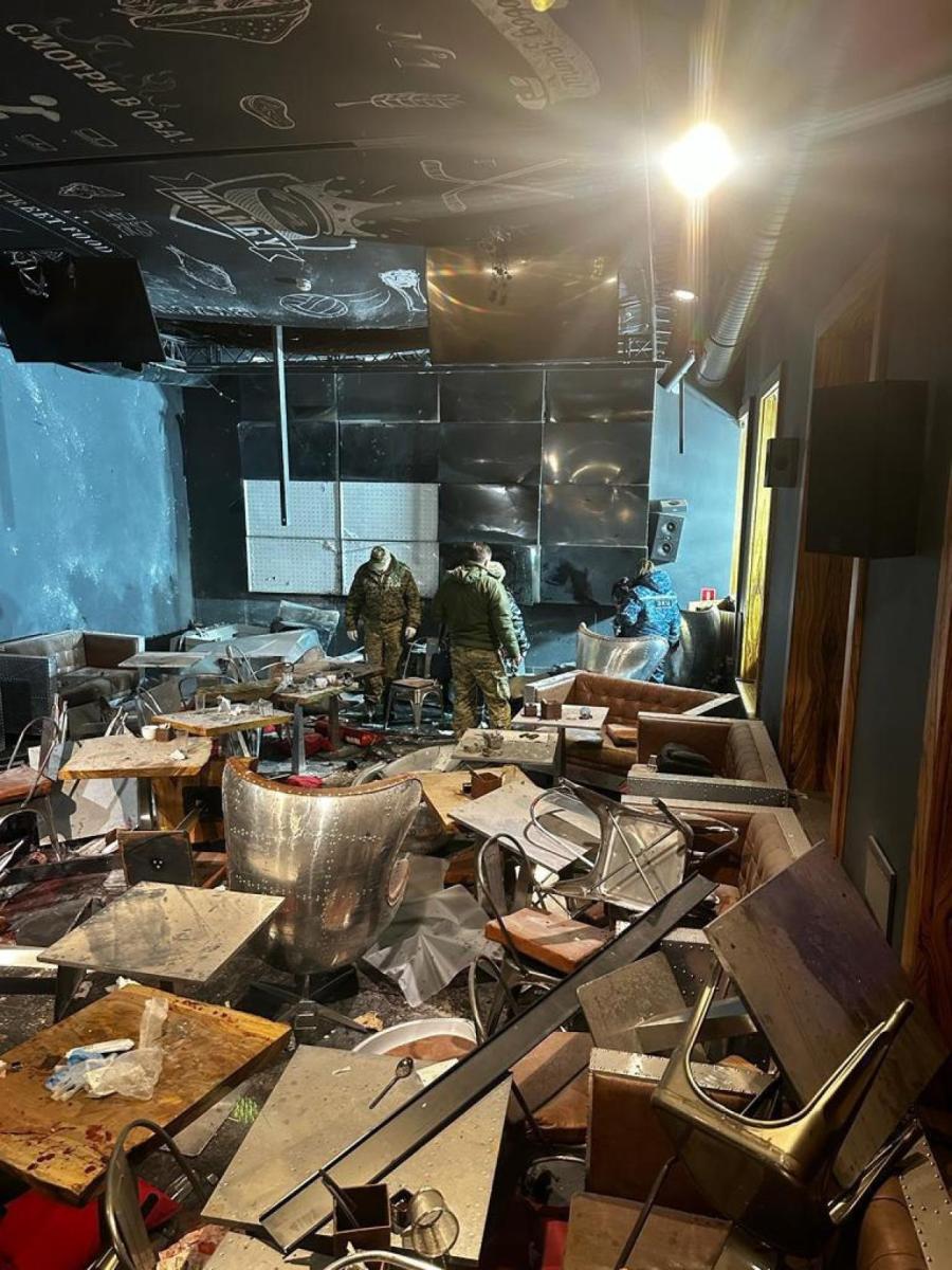 Что произошло в санкт петербурге сегодня взрыв. Взрыв в кафе в Санкт-Петербурге. Взрыв в Петербургском кафе.
