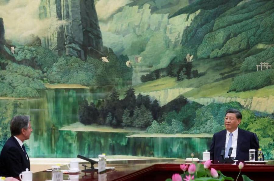 Во время недавнего визита в Пекин госсекретарь США Энтони Блинкен подвергся протокольным испытаниям со стороны китайских товарищей.