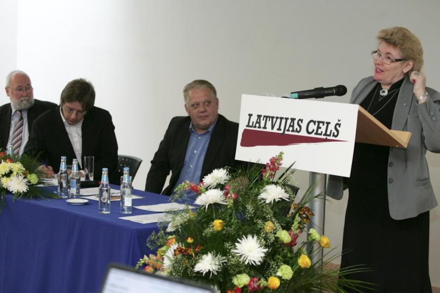 В 2007 году Latvijas Ceļš проводил конференцию о гражданстве, избирательных правах и 