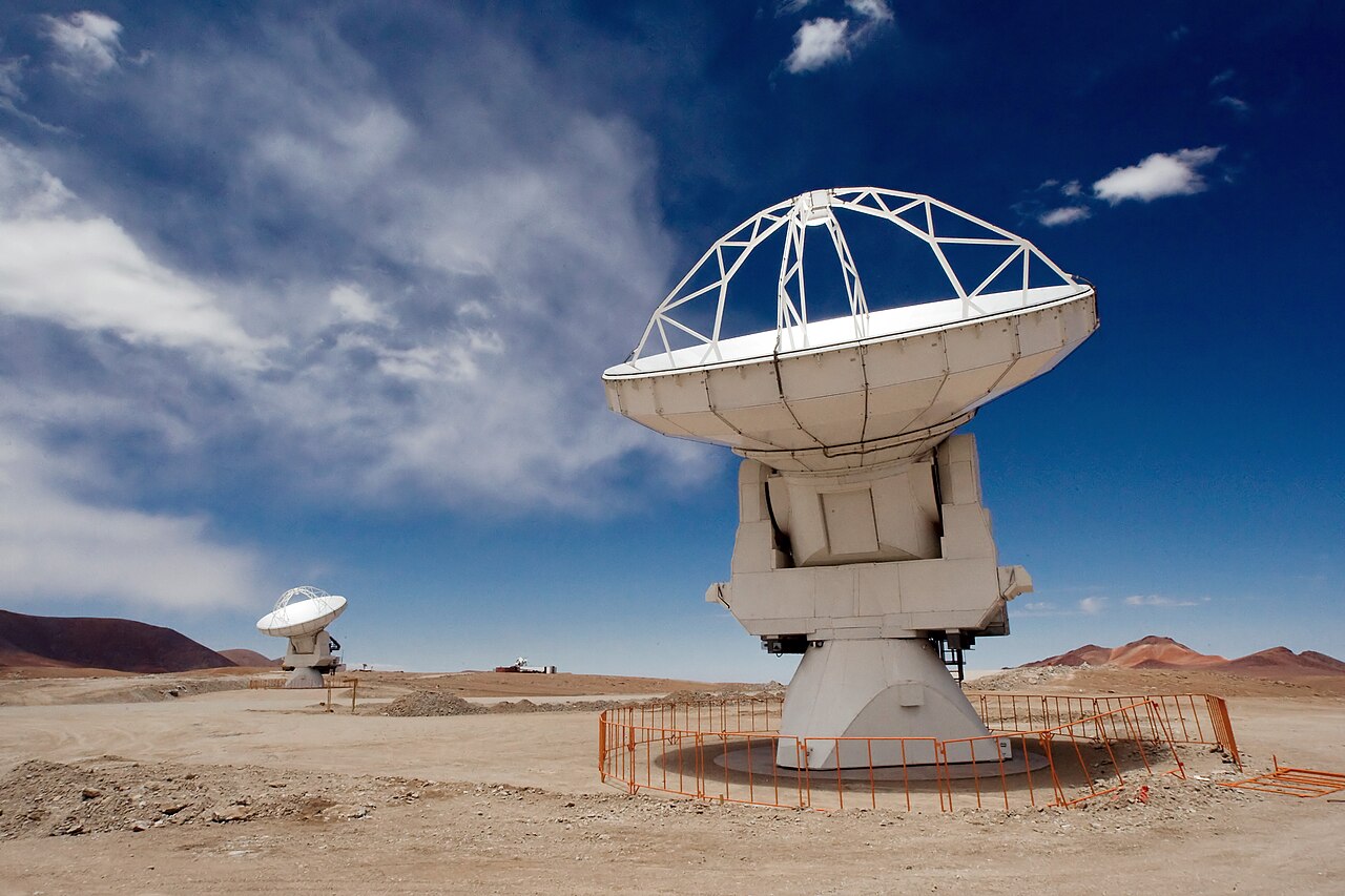 ALMA_Antennas_on_Chajnantor.jpg