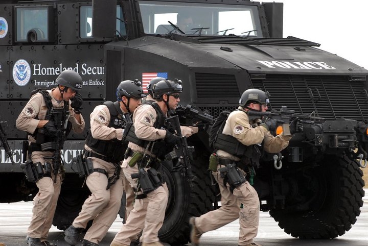 ICE_HSI_Special_Response_Team_(SRT)_training_using_armored_vehicle.jpg
