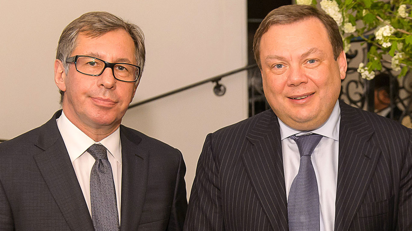 Mikhail_Fridman_Petr_Aven_and_Lord_Browne_at_the_L1_Energy_launch_New_York-2.jpg