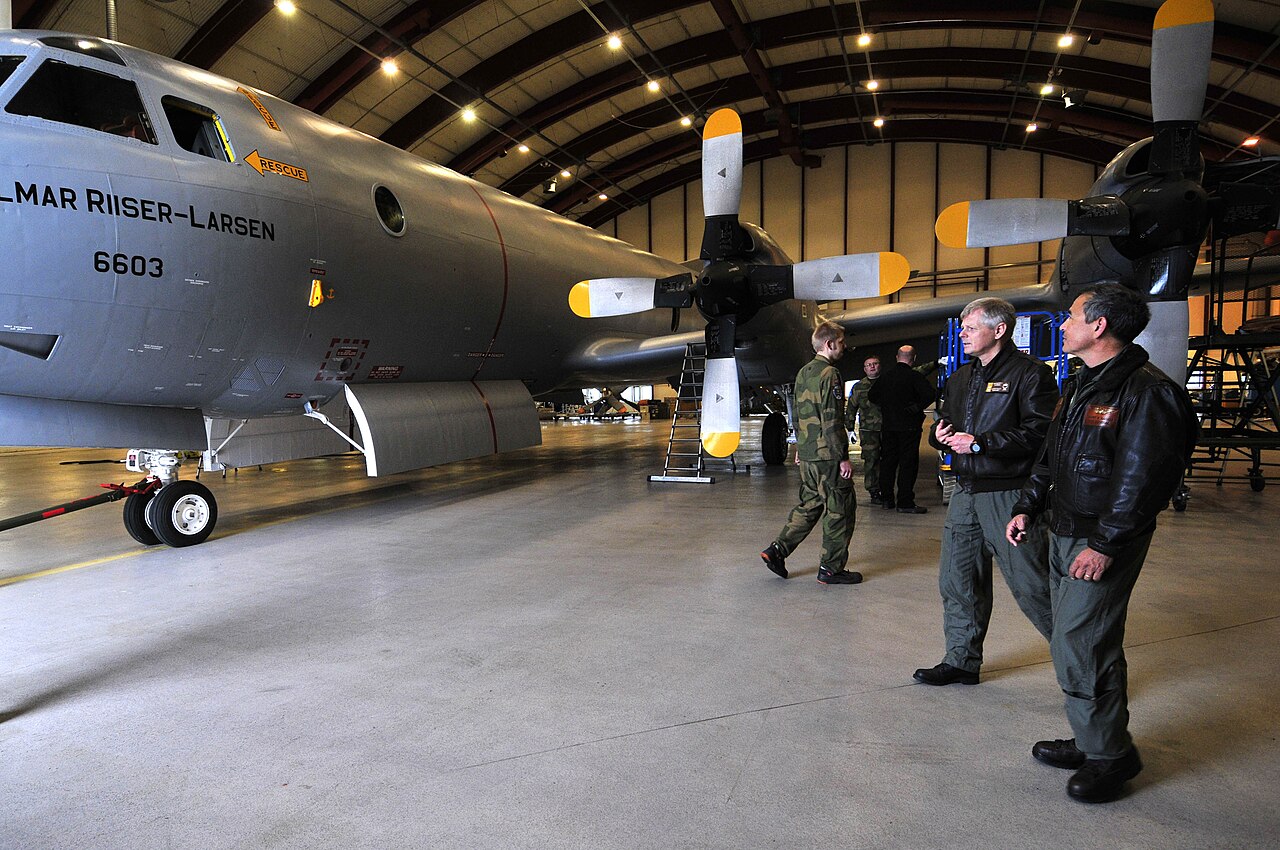 US_Navy_110831-N-IZ292-050_Vice_Adm._Harry_B._Harris_Jr.,_commander_of_U.S._6th_Fleet,_inspects_a_Royal_Norwegian_Air_Force_P-3C_Orion_at_Andoya_Ai.jpg