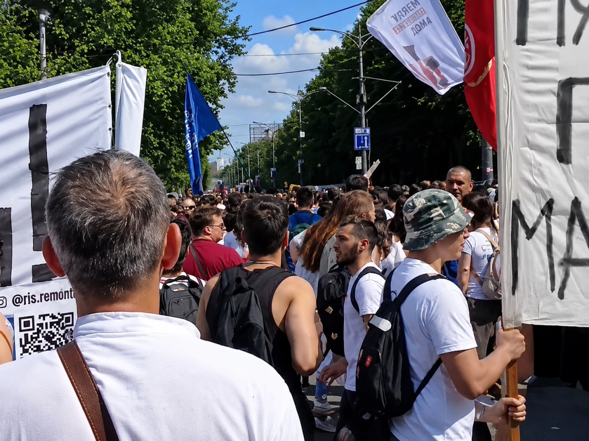 Изображение к статье: Марш протеста в Сербии