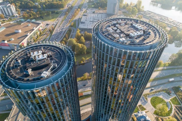 Башни «Zunda Towers» раньше назывались «Z-Towers».
