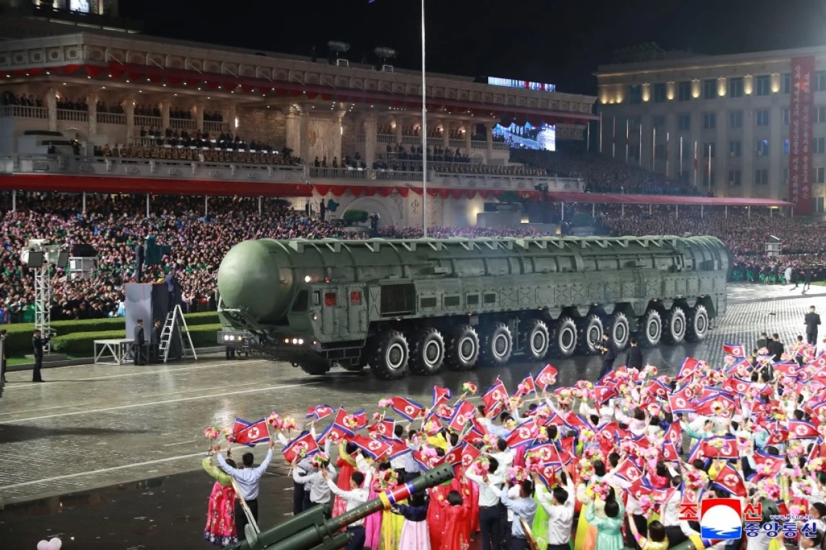 Изображение к статье: Ядерная ракета КНДР