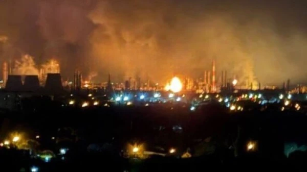 Изображение к статье: Беспилотники атаковали нефтяные объекты в Волгограде и Ярославле