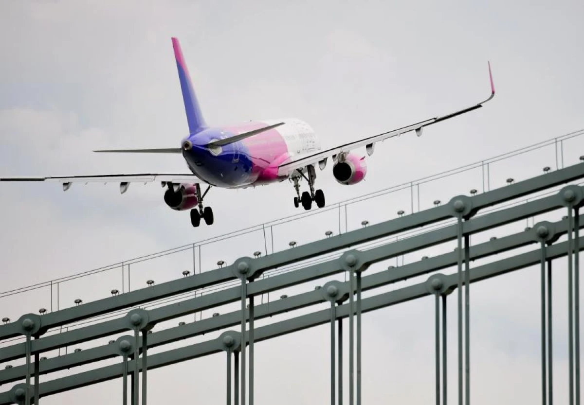 Изображение к статье: самолет Wizz Air