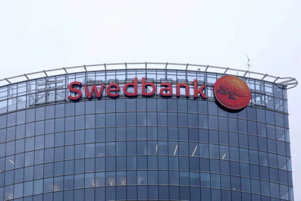 Изображение к статье: Здание Swedbank в Риге