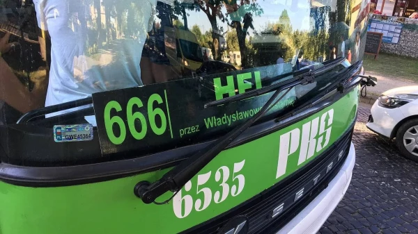 Автобус №666 возвращается: в Польше снова запустят легендарный маршрут до курорта Хель  Лид: