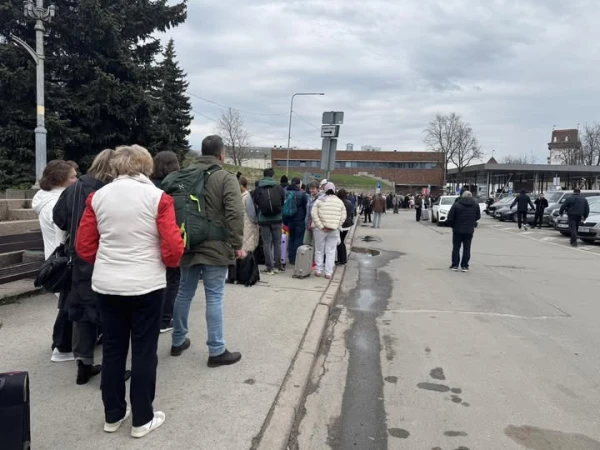 Изображение к статье: На границе Эстонии и России снова образовались очереди у КПП «Нарва»