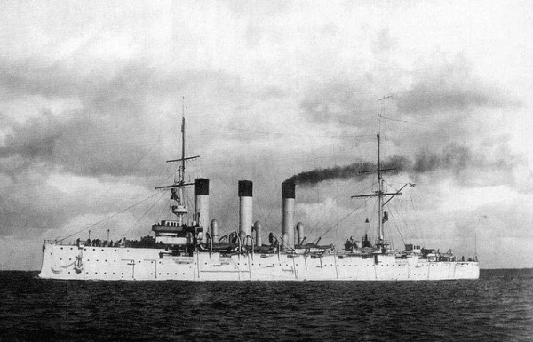 Крейсер на испытаниях, 1903 год.