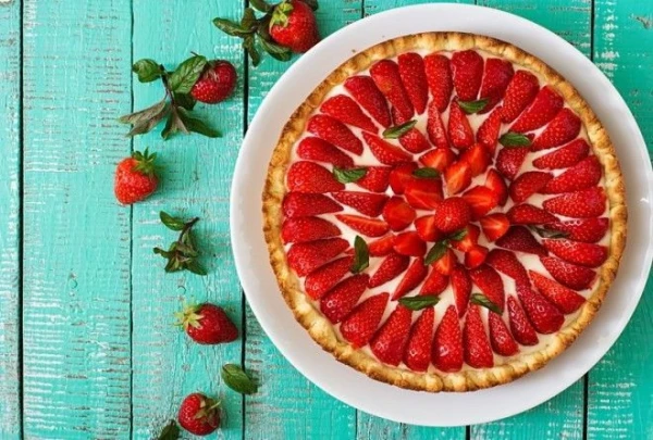 Изображение к статье: Итальянская кростата с клубникой