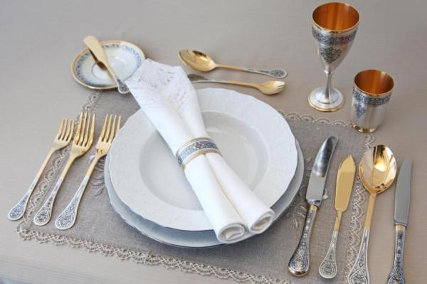 Изображение к статье: Сервируем и украшаем стол по этикету