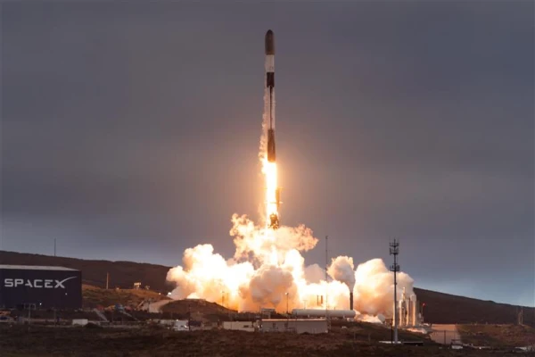 Изображение к статье: Falcon 9