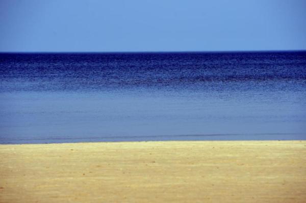 Апвеллинг в Юрмале: вода в море стала ледяной