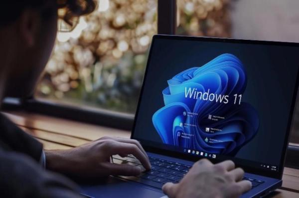 Свежее обновление для Windows 11 сломало панель задач