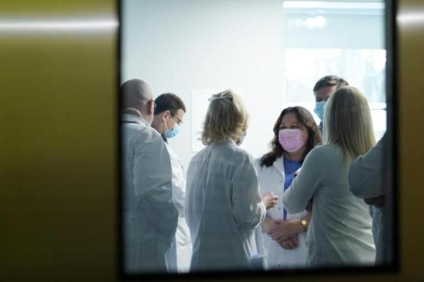 Изображение к статье: Увеличены зарплаты работникам здравоохранения