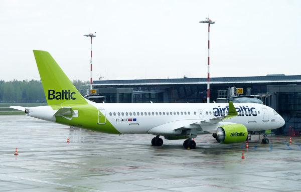 airBaltic запускает специальные рейсы в Лиепаю
