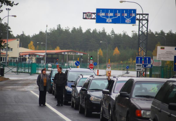 В Латвии хотят запретить и автомобили с белорусскими номерами