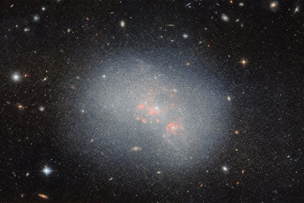 Изображение: F. Annibali / ESA / Hubble & NASA