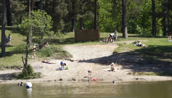 Где самая теплая вода среди рижских пляжей?