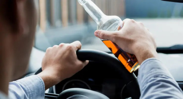 В пятницу задержаны девять пьяных водителей и двое водителей в состоянии наркотического опьянения
