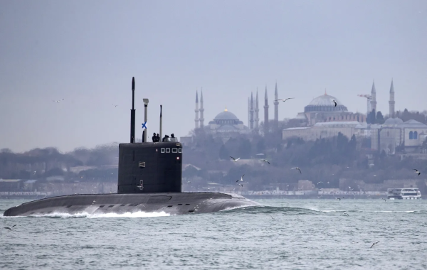 СМИ: украинские военные потопили российскую подводную лодку в Крыму