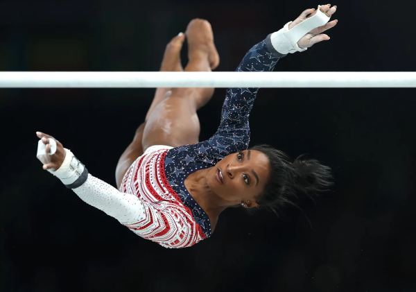 Американская гимнастка Байлз стала семикратной чемпионкой Олимпийских игр