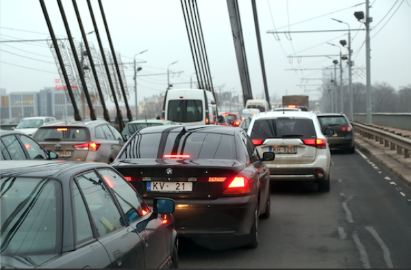 Содержание авто станет еще дороже: повысят налог на эксплуатацию транспортных средств