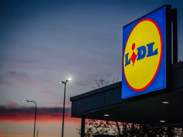 В начале следующего года в Латвии закроются все магазины Lidl