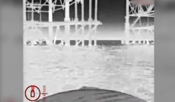 Изображение к статье: Морские дроны ВСУ атаковали газовые платформы возле Крыма