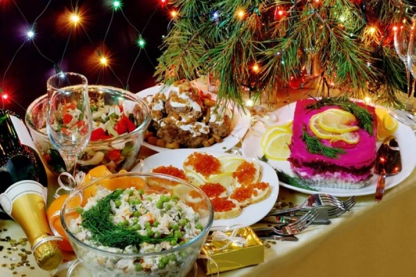 Изображение к статье: Сколько хранится салат оливье в холодильнике