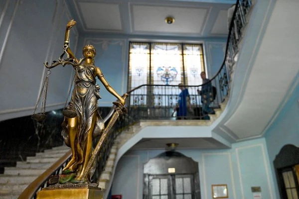 Изображение к статье: Зеленский подписал закон об отмене IQ-тестов для судей