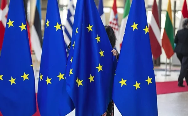 Изображение к статье: В Венгрии раскритиковали ЕС за нежелание поддержать рождественское перемирие на Украине