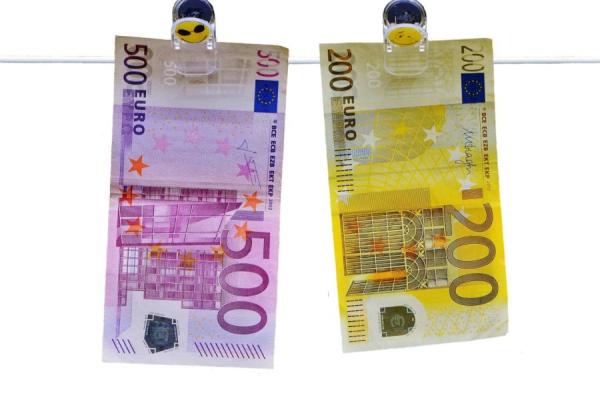 Изображение к статье: Что ожидает латвийцев в 2024-м году: «минималка», пособия, тарифы, акциз