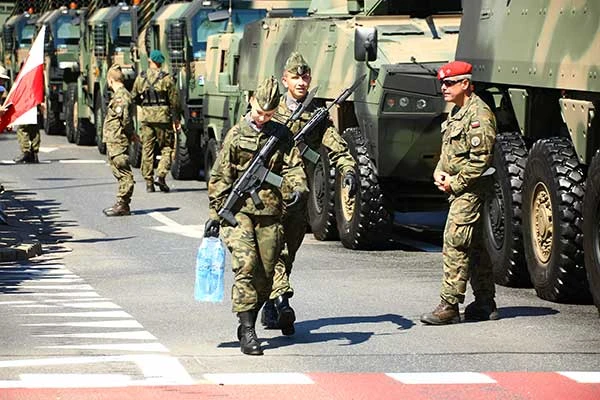 В Польше решили построить дорогу к российской границе